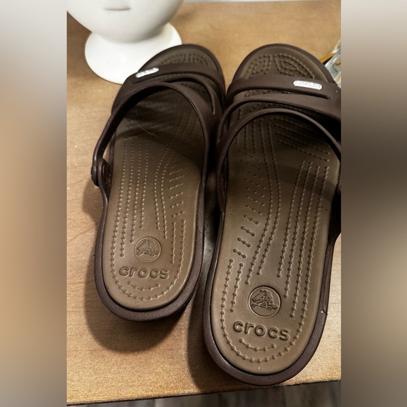 CROCS Dark Brown Slide Sandals - Picture 6 of 9